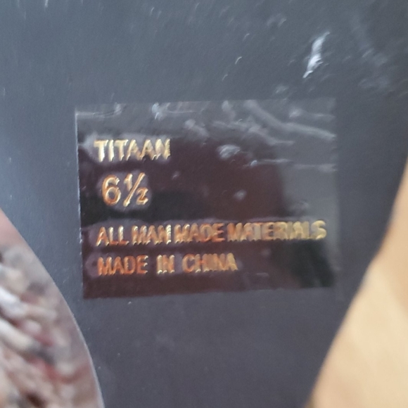 Shoes - Picture 3 of 3